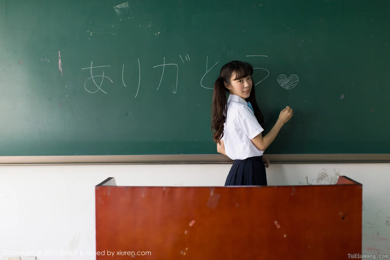 [BOLOLI波萝社] 2015.06.02 No.31 Suki朱忆音