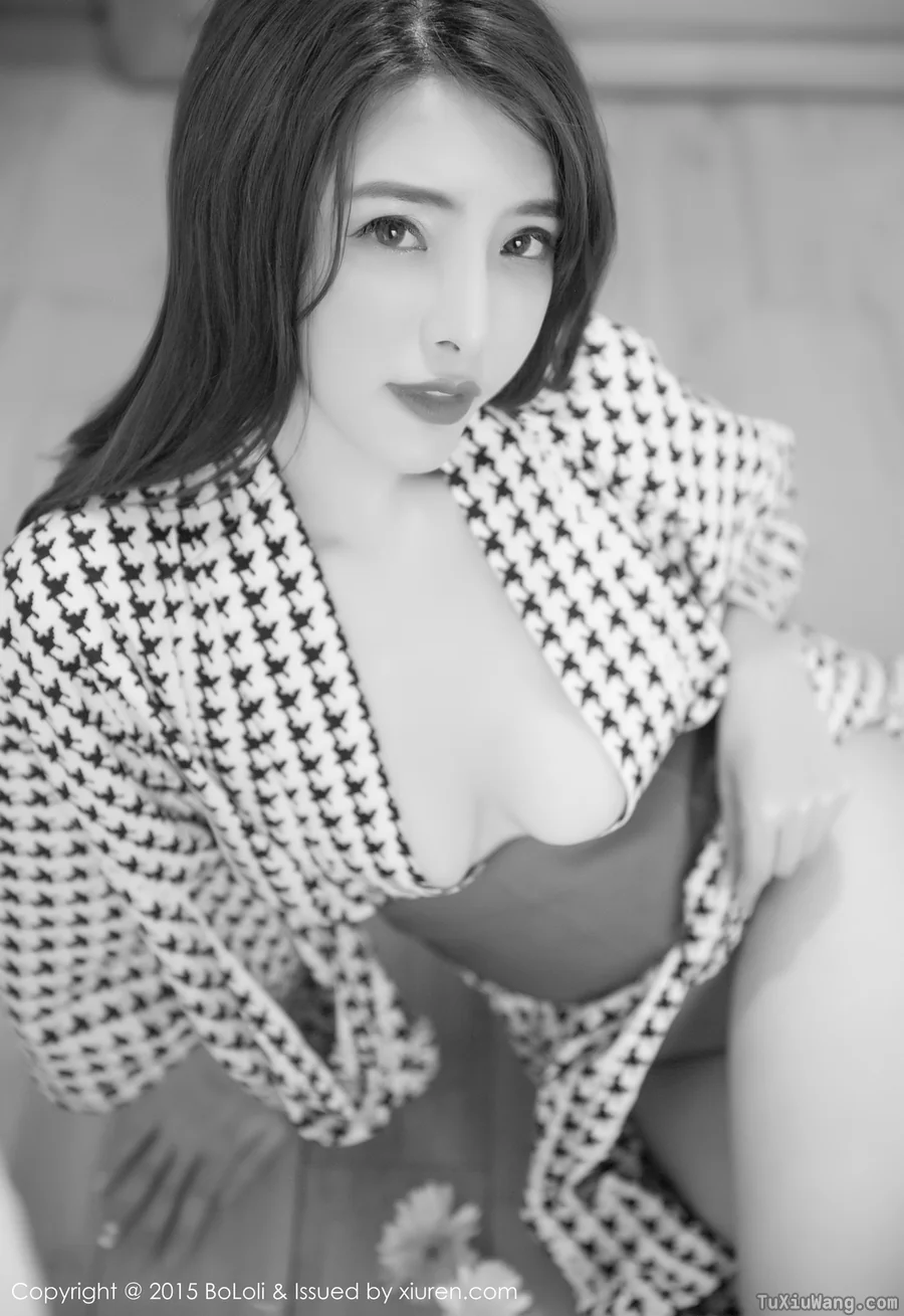 [BOLOLI波萝社] 2015.06.22 No.36 夏小秋秋秋