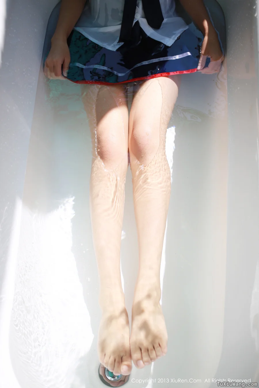 [XIUREN秀人网] 2013.09.22 No.14 toro羽住