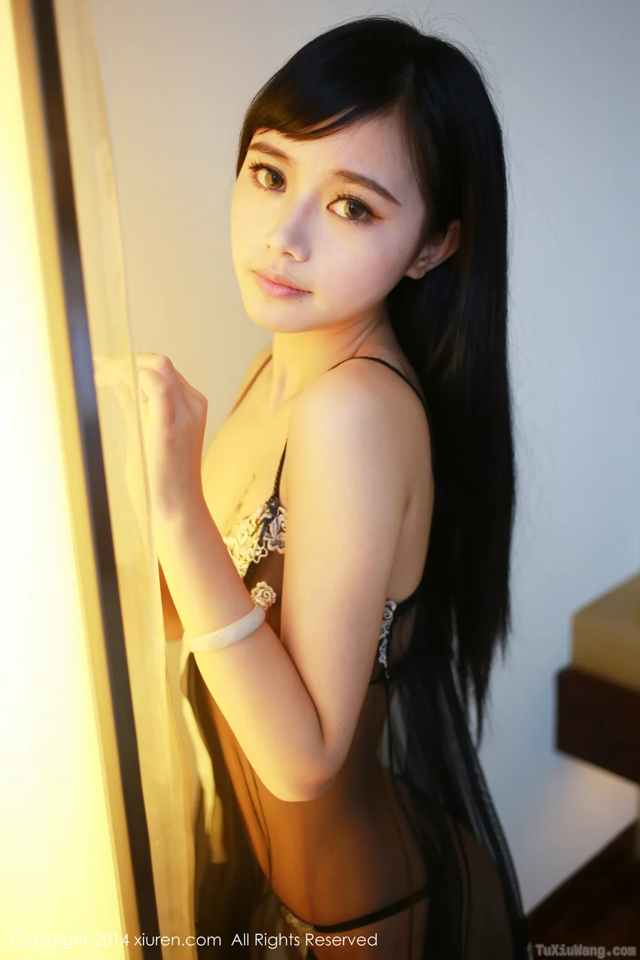 [XIUREN秀人网] 2014.05.27 No.141 toro羽住