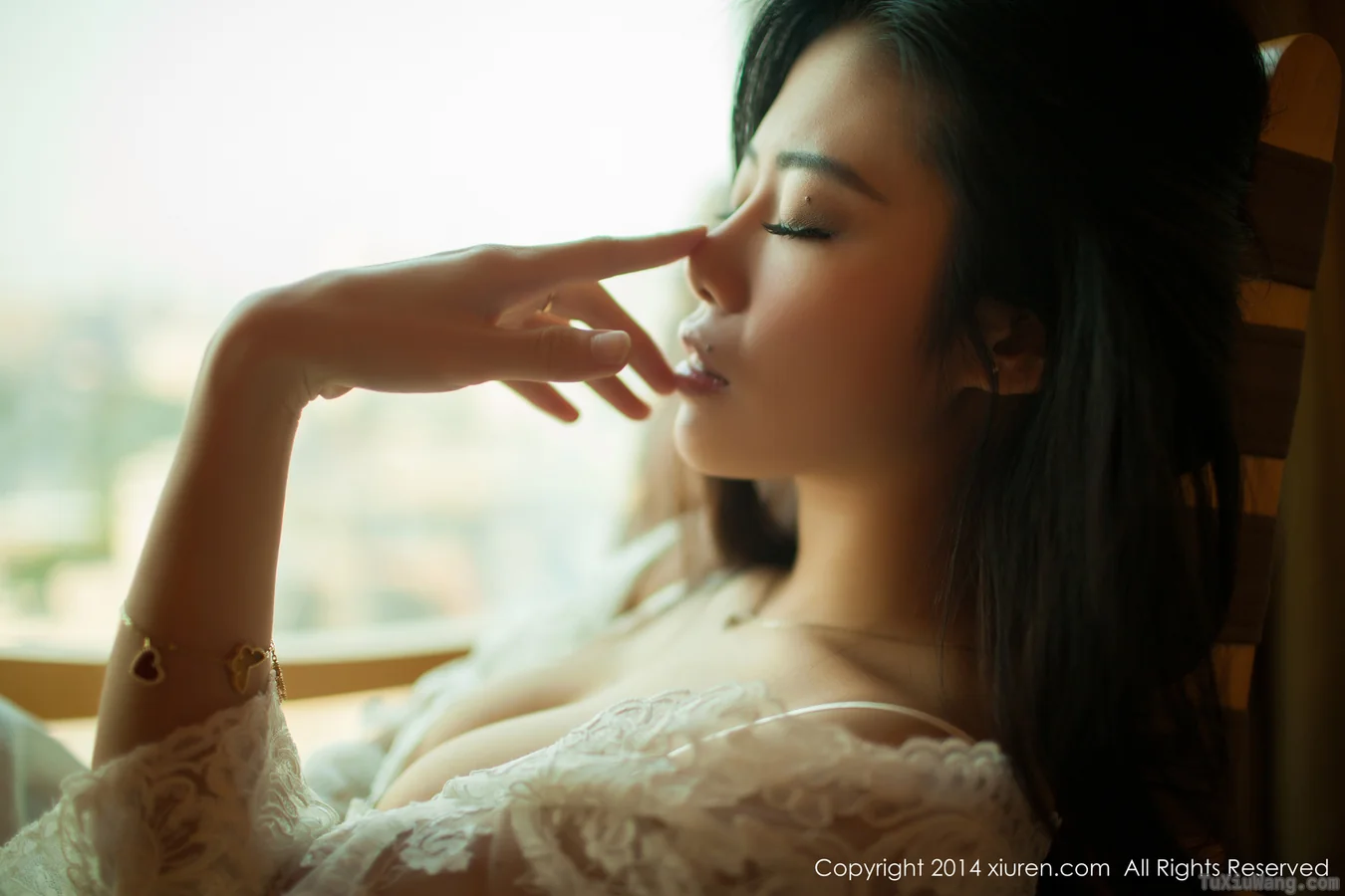 [XIUREN秀人网] 2014.06.20 No.161 luvian本能