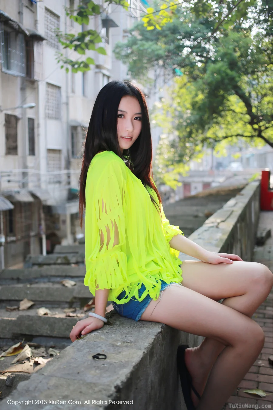 [XIUREN秀人网] 2013.09.24 No.17 MOON嘉依