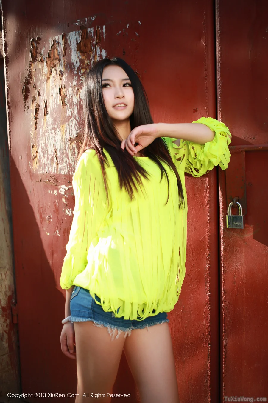 [XIUREN秀人网] 2013.09.24 No.17 MOON嘉依