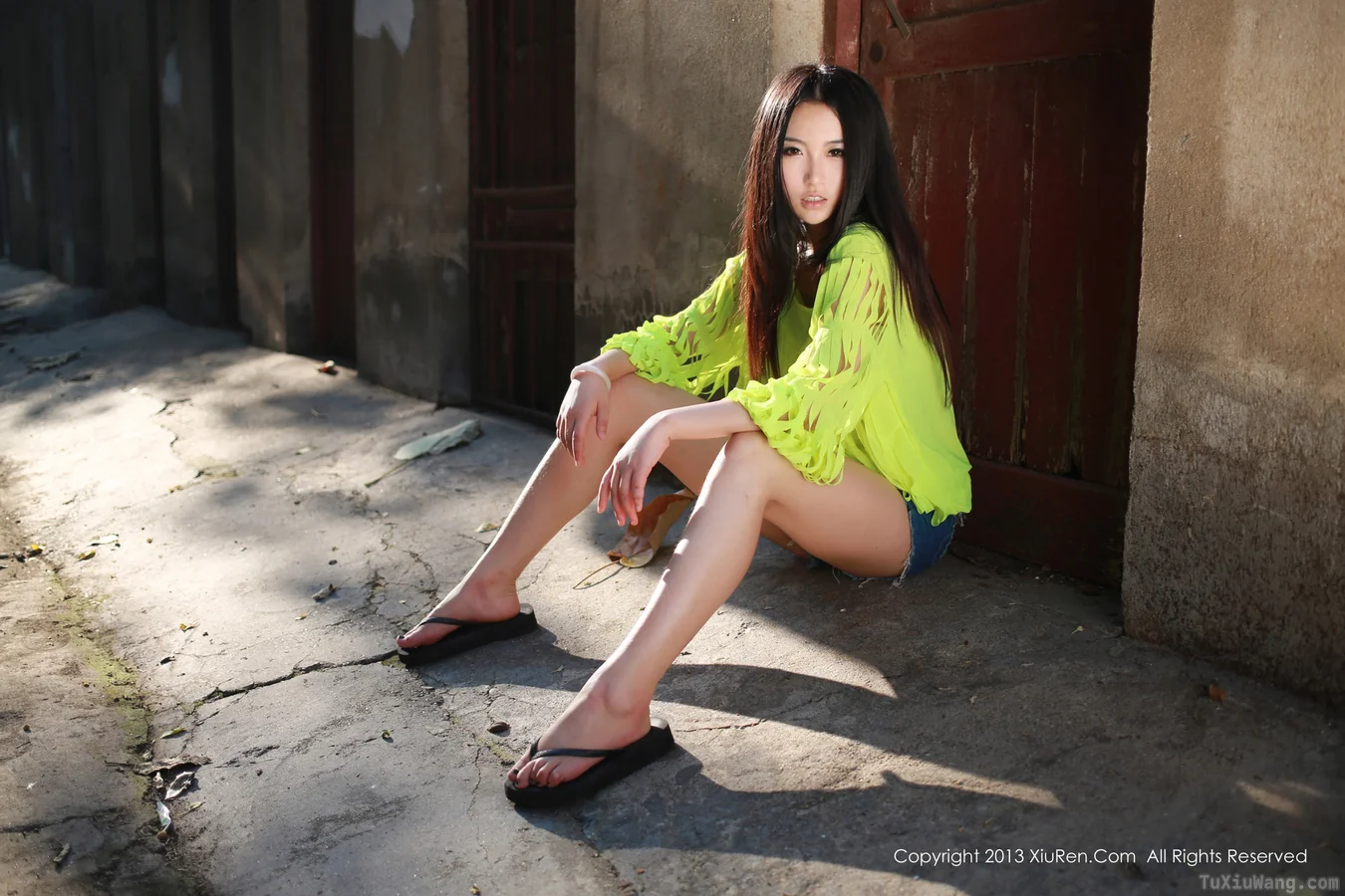 [XIUREN秀人网] 2013.09.24 No.17 MOON嘉依