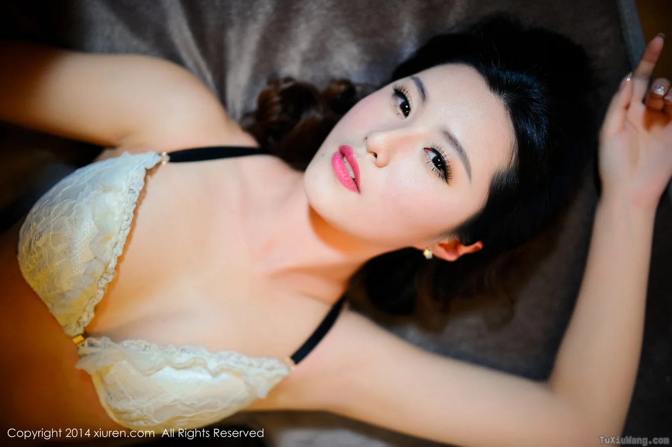 [XIUREN秀人网] 2014.07.08 No.173 狐狸小姐Adela