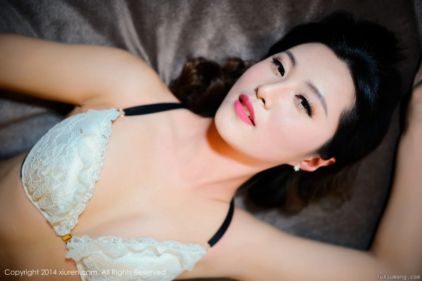 [XIUREN秀人网] 2014.07.08 No.173 狐狸小姐Adela