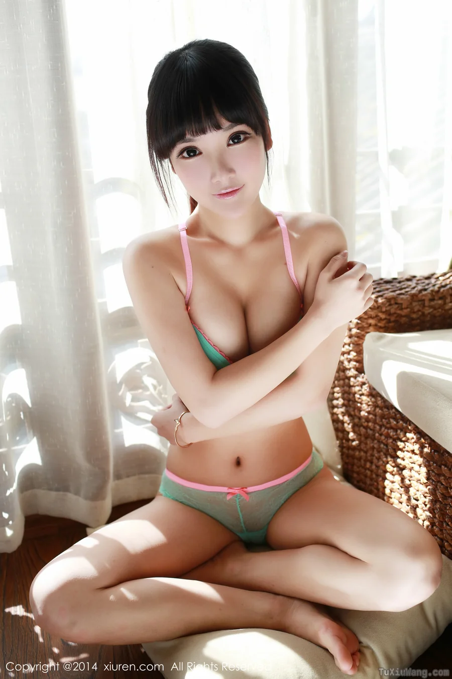 [XIUREN秀人网] 2014.11.14 No.239 妮儿Bluelabel