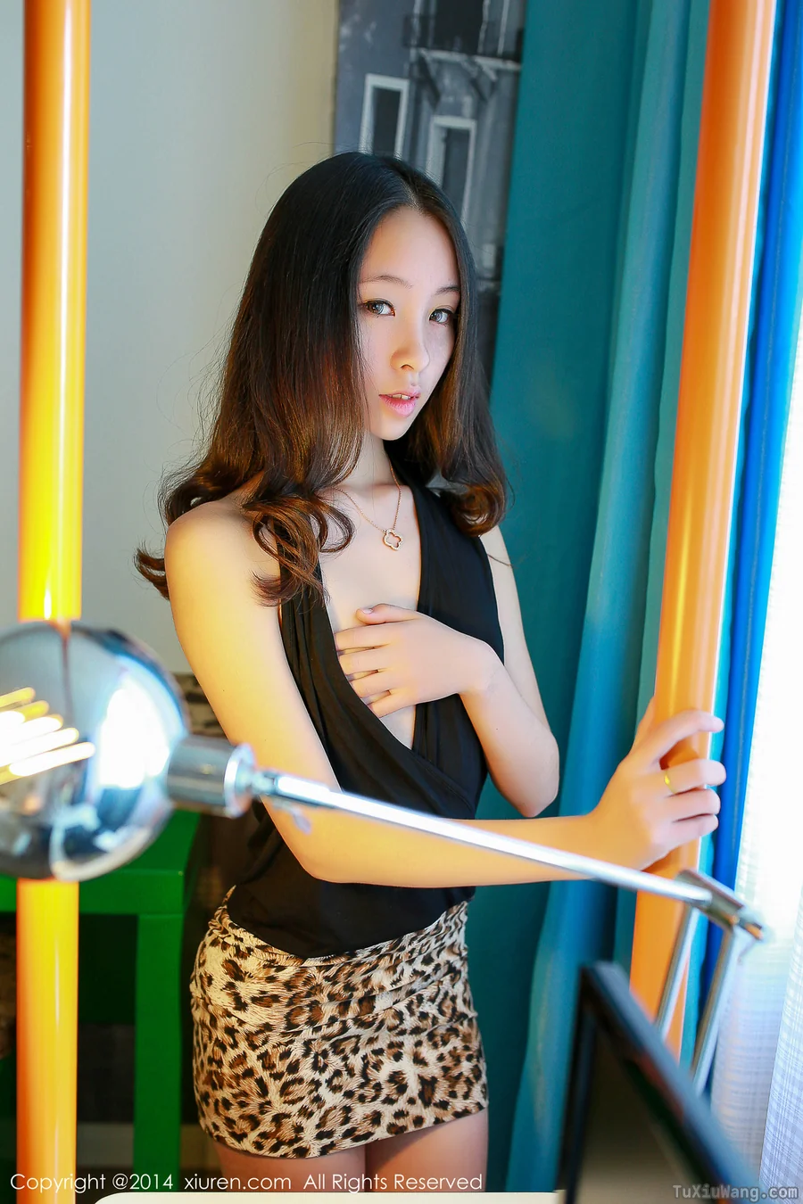 [XIUREN秀人网] 2014.11.17 No.241 梓萱Crystal