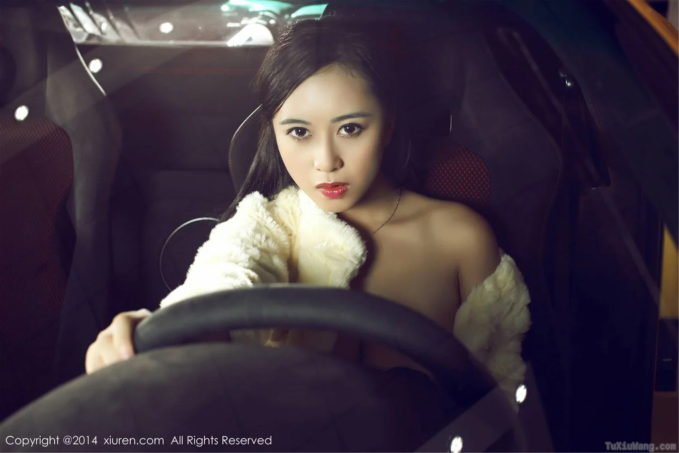 [XIUREN秀人网] 2014.12.09 No.252 黄可