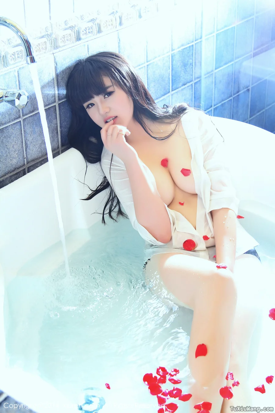 [XIUREN秀人网] 2014.12.27 No.261 旭儿
