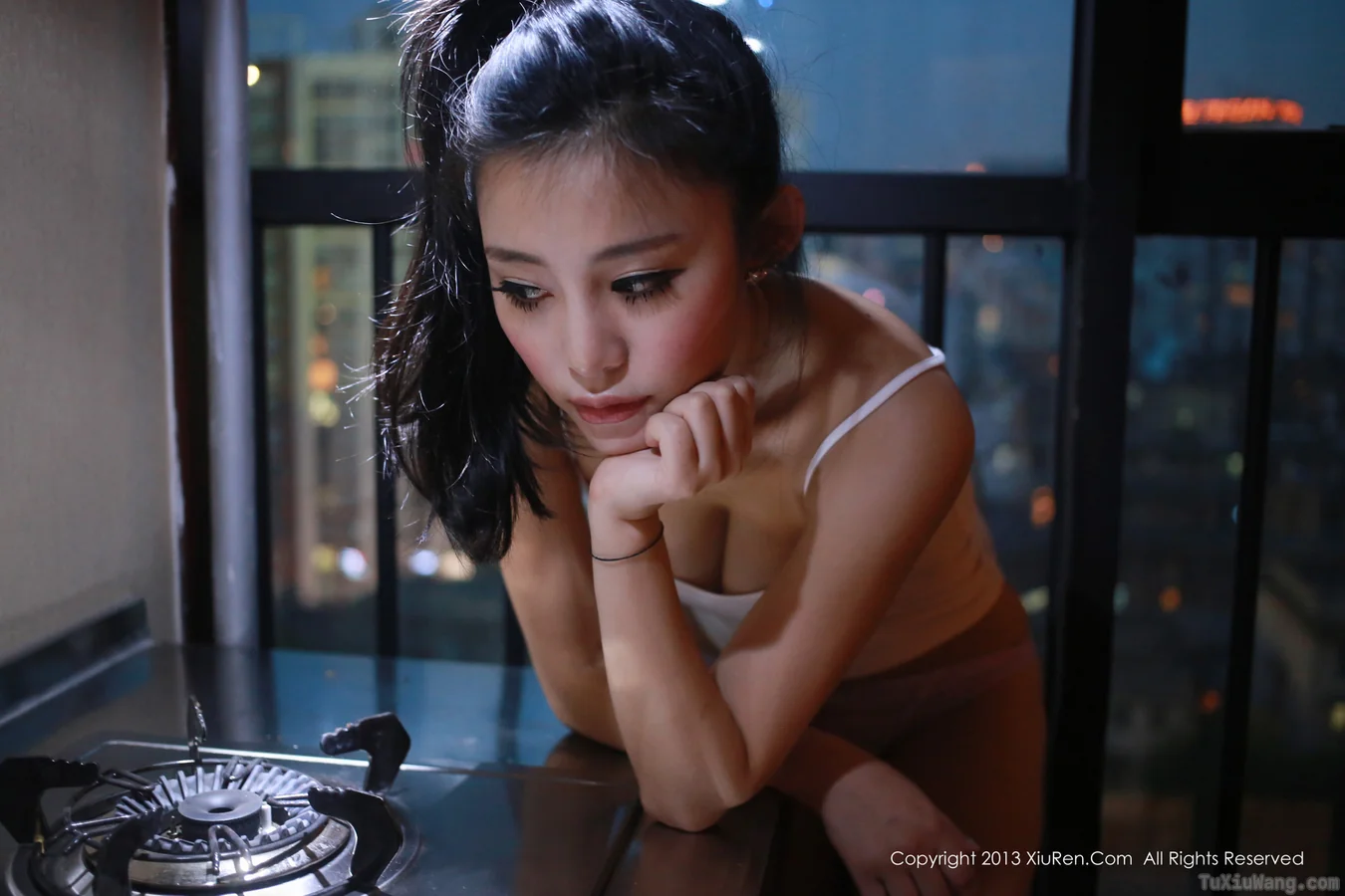[XIUREN秀人网] 2013.10.09 No.27 易欣viya