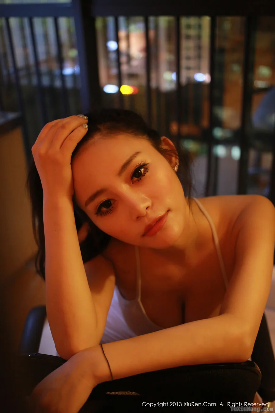 [XIUREN秀人网] 2013.10.09 No.27 易欣viya