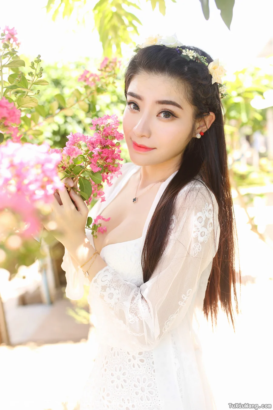 [XIUREN秀人网] 2015.07.14 No.353 容容容Alice