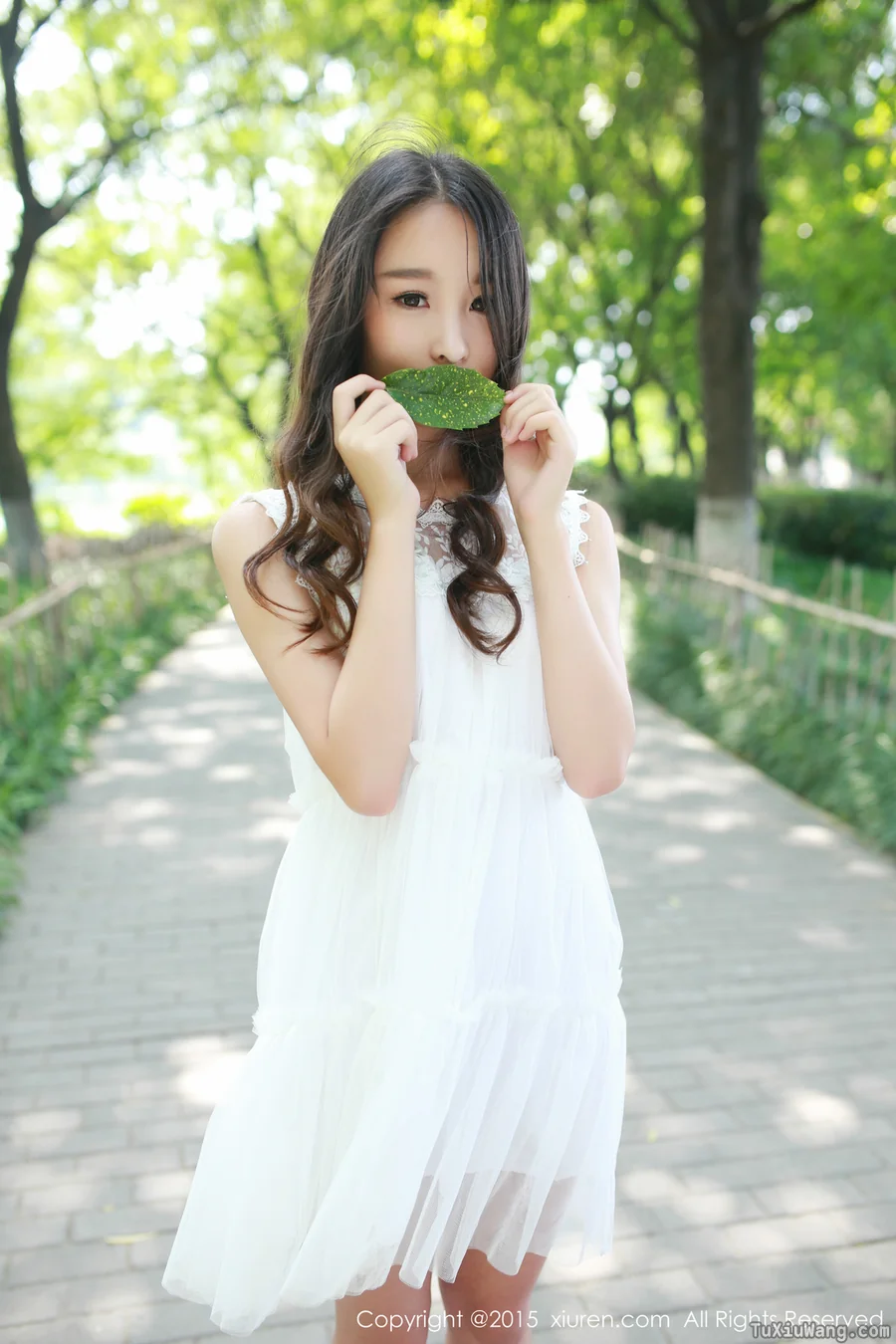 [XIUREN秀人网] 2015.08.05 No.371 梓萱Crystal