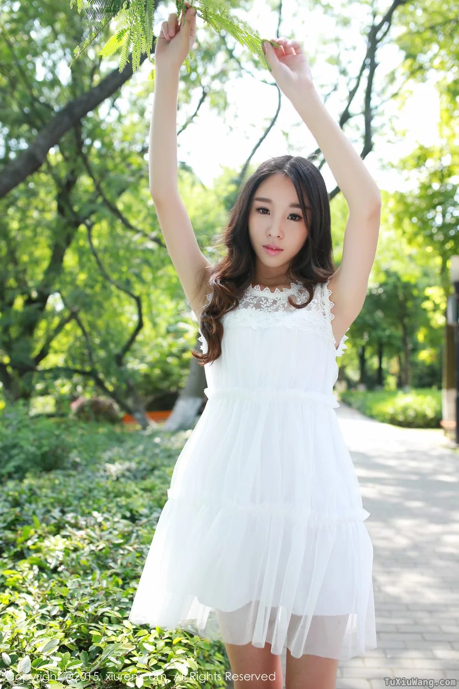 [XIUREN秀人网] 2015.08.05 No.371 梓萱Crystal
