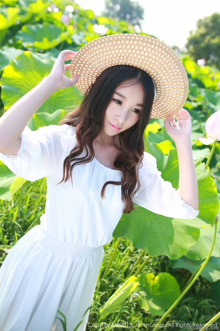 [XIUREN秀人网] 2015.08.05 No.371 梓萱Crystal