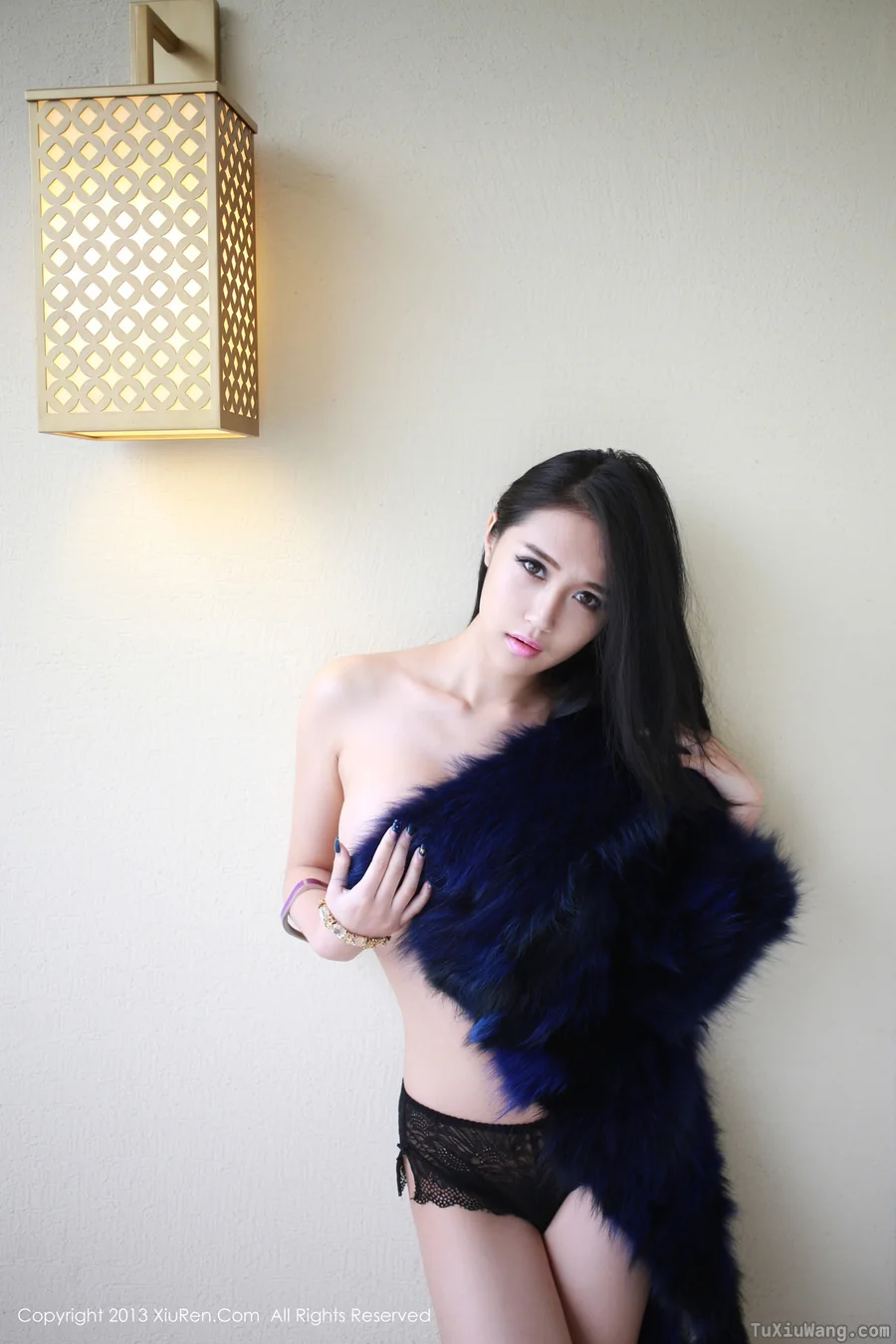 [XIUREN秀人网] 2013.11.17 No.49 于大小姐
