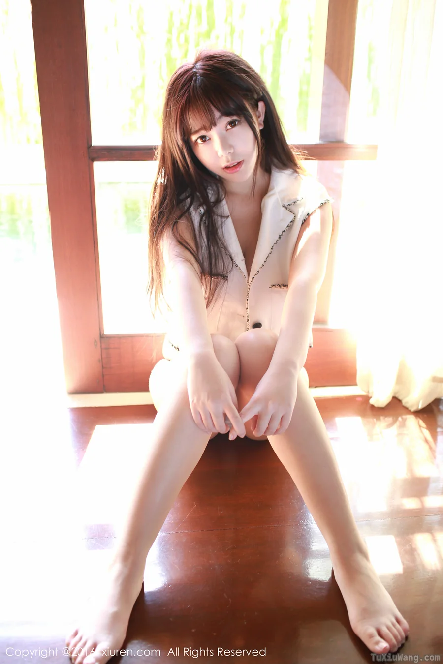 [XIUREN秀人网] 2016.03.11 No.495 刘飞儿Faye