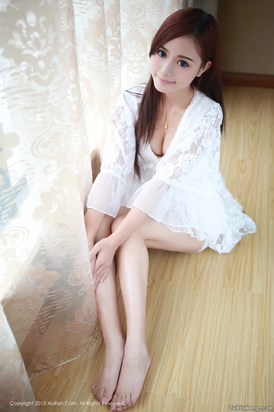 [XIUREN秀人网] 2013.09.09 No.5 toro羽住