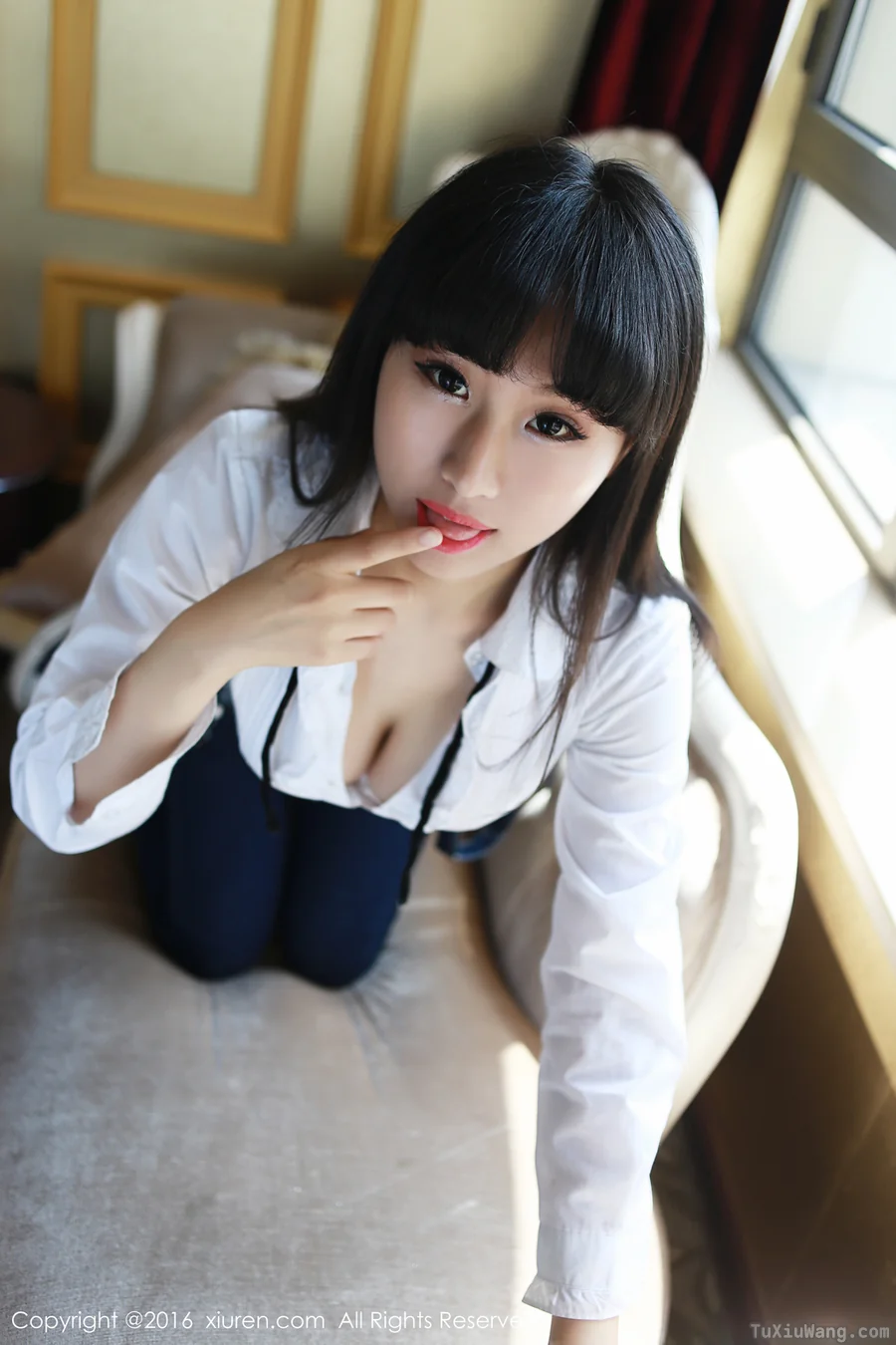[XIUREN秀人网] 2016.05.05 No.520 月音瞳