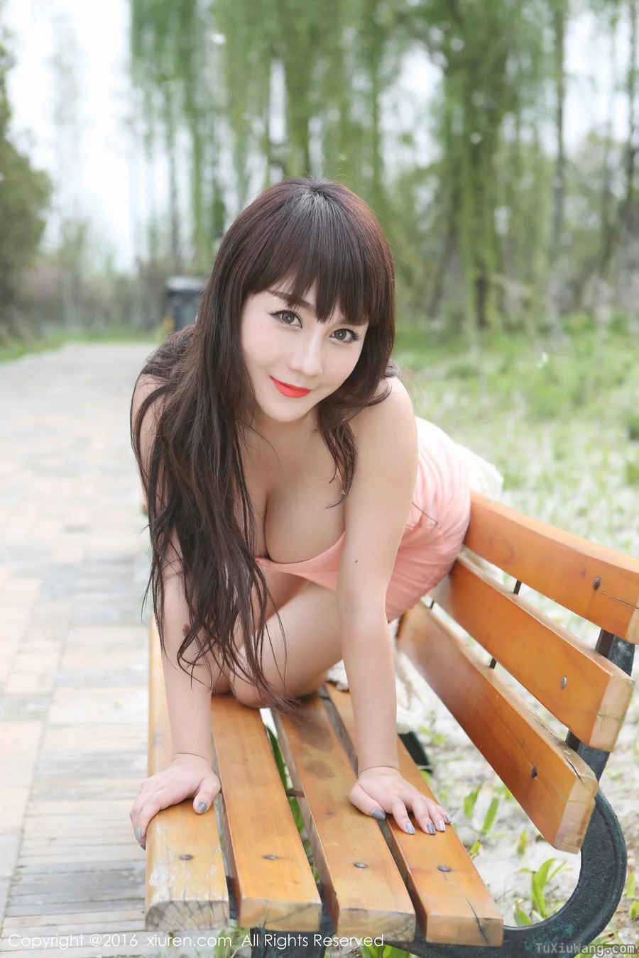 [XIUREN秀人网] 2016.05.23 No.529 陈巧蓓isabella