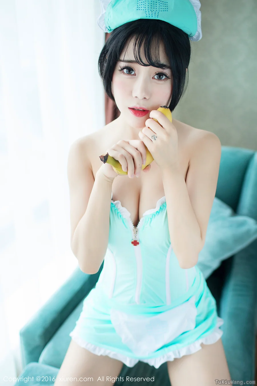 [XIUREN秀人网] 2016.06.23 No.550 兜豆靓Youlina