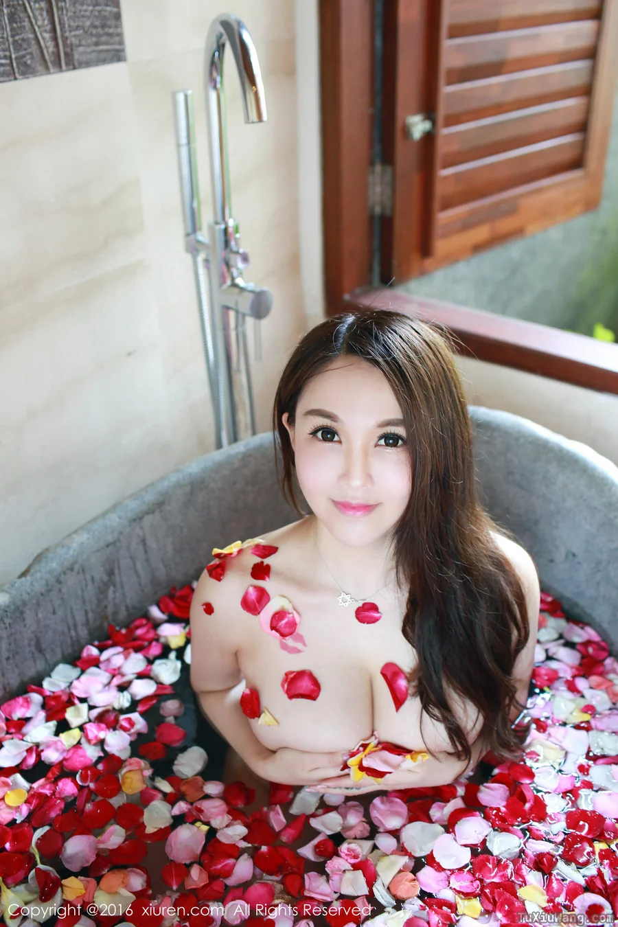 [XIUREN秀人网] 2016.08.08 No.573 沈蜜桃off