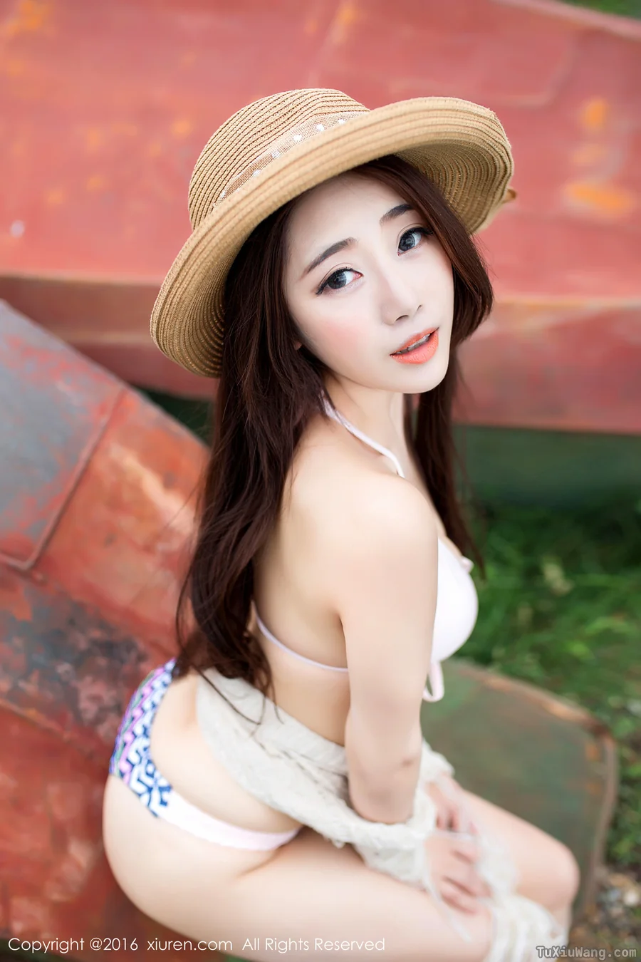 [XIUREN秀人网] 2016.08.22 No.582 兜豆靓Youlina