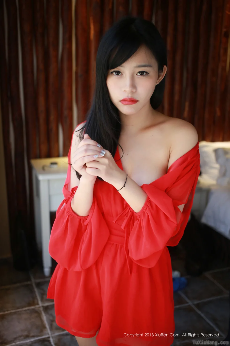 [XIUREN秀人网] 2013.09.10 No.7 易欣viya
