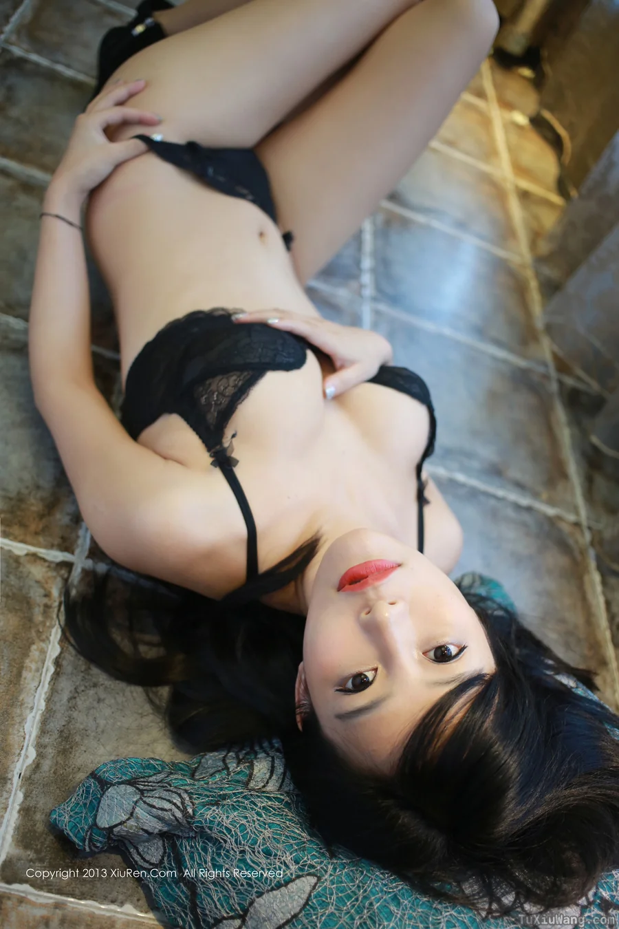 [XIUREN秀人网] 2013.09.10 No.7 易欣viya