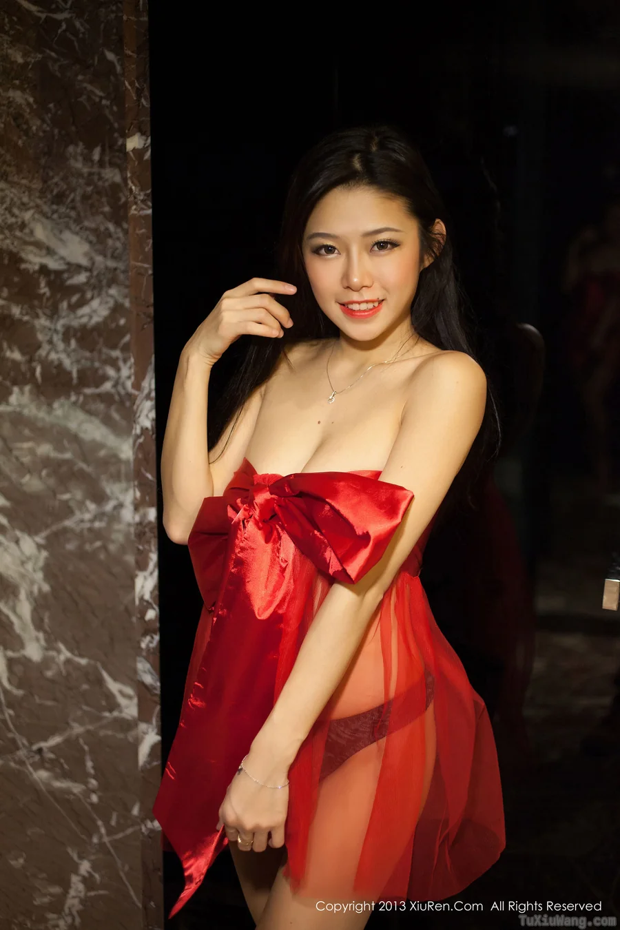 [XIUREN秀人网] 2013.12.24 No.70 luvian本能